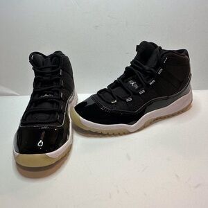 NEW Jordan 11 Retro NIB Jubilee